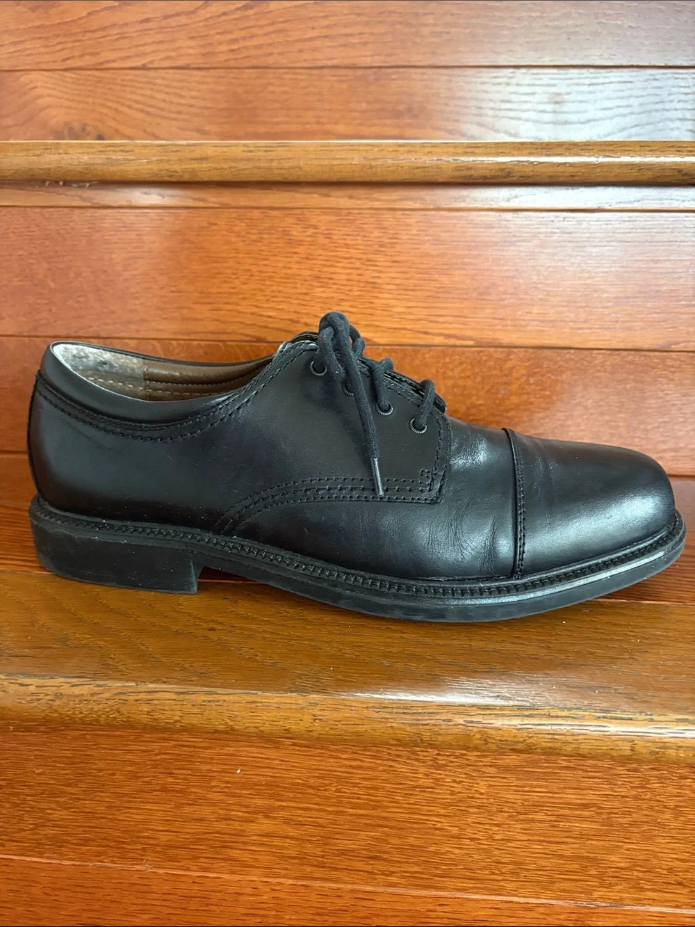 Dockers Men’s Black Leather Cap Toe Oxford Dress Shoes – Classic Lace-Up